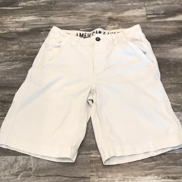 American Eagle Mens Khaki Shorts 